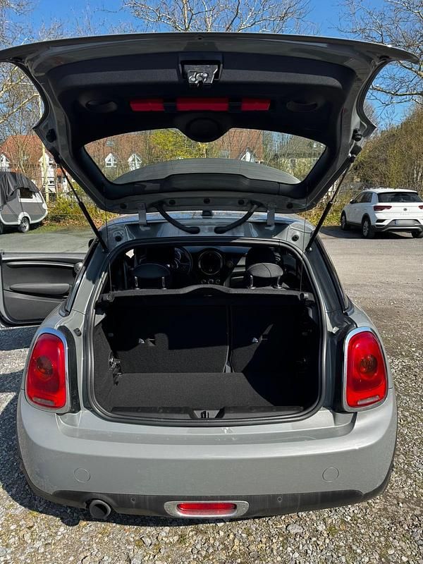 Gebraucht Mini ONE 102 PS (75 kW) 2017 Grau Kleinwagen