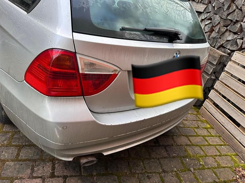 Gebraucht BMW 320 163 PS (119 kW) 2007 Silber Kombi