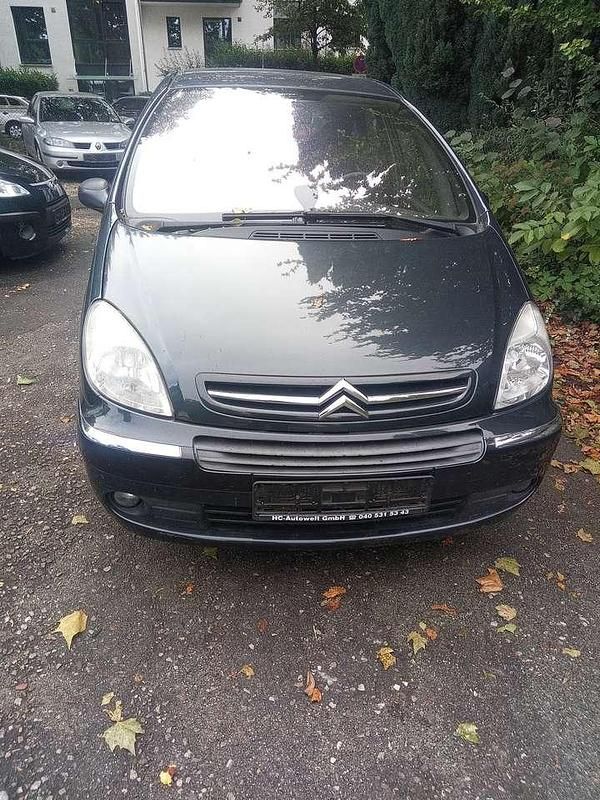 Schwarz Gebraucht 2008 Citroën Xsara Picasso Comfort Van / Kleinbus | 2.390 € (Fairer Preis) - Bild 1/4