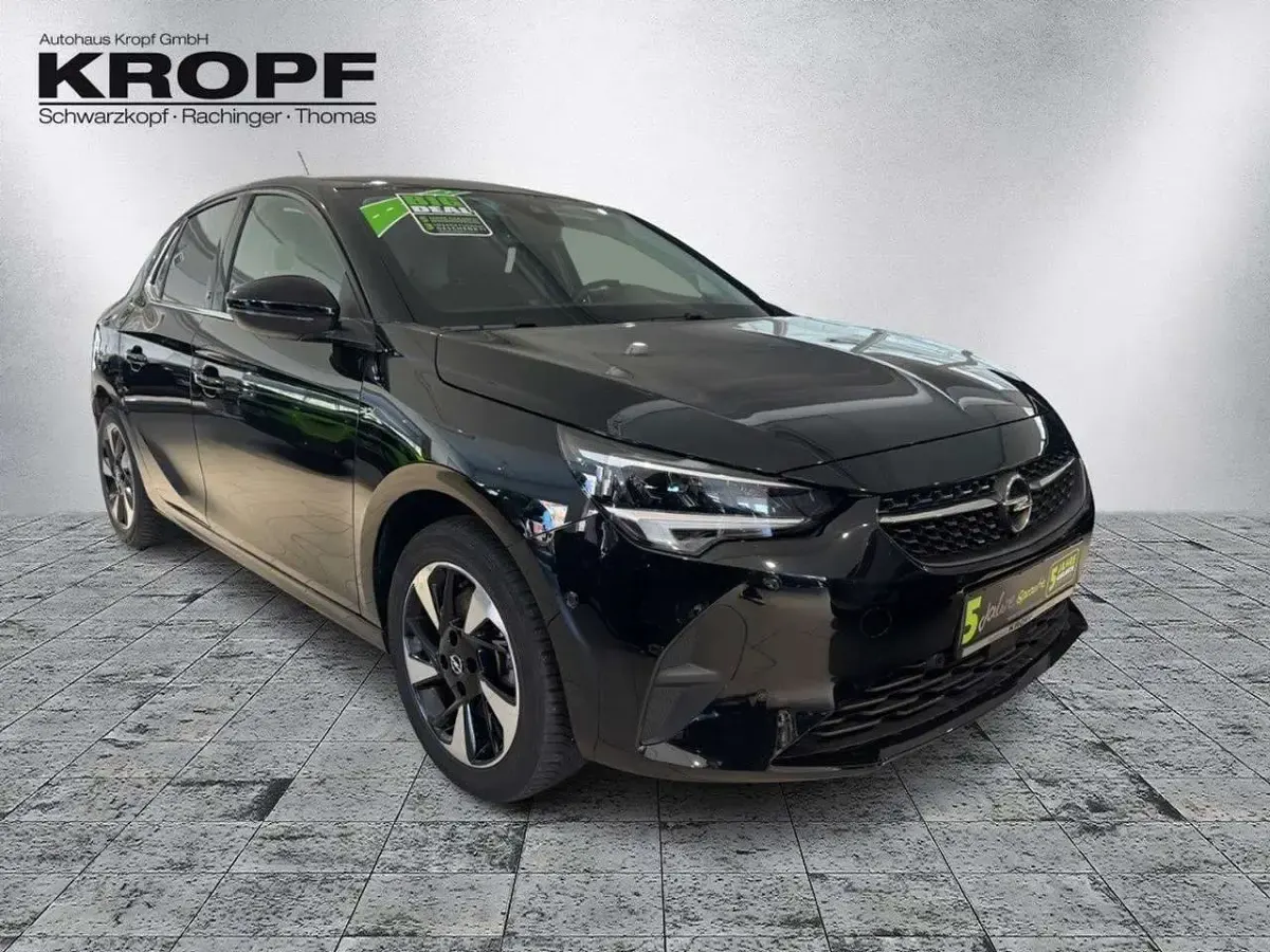 Używany Opel Corsa-e Elegance 100 kW (136 KM) 2023 Czarny Hatchback