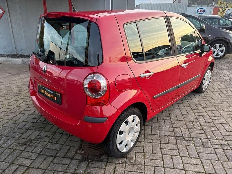 Gebraucht Renault Modus Dynamique 75 PS (55 kW) 2006 Rot Van / Kleinbus