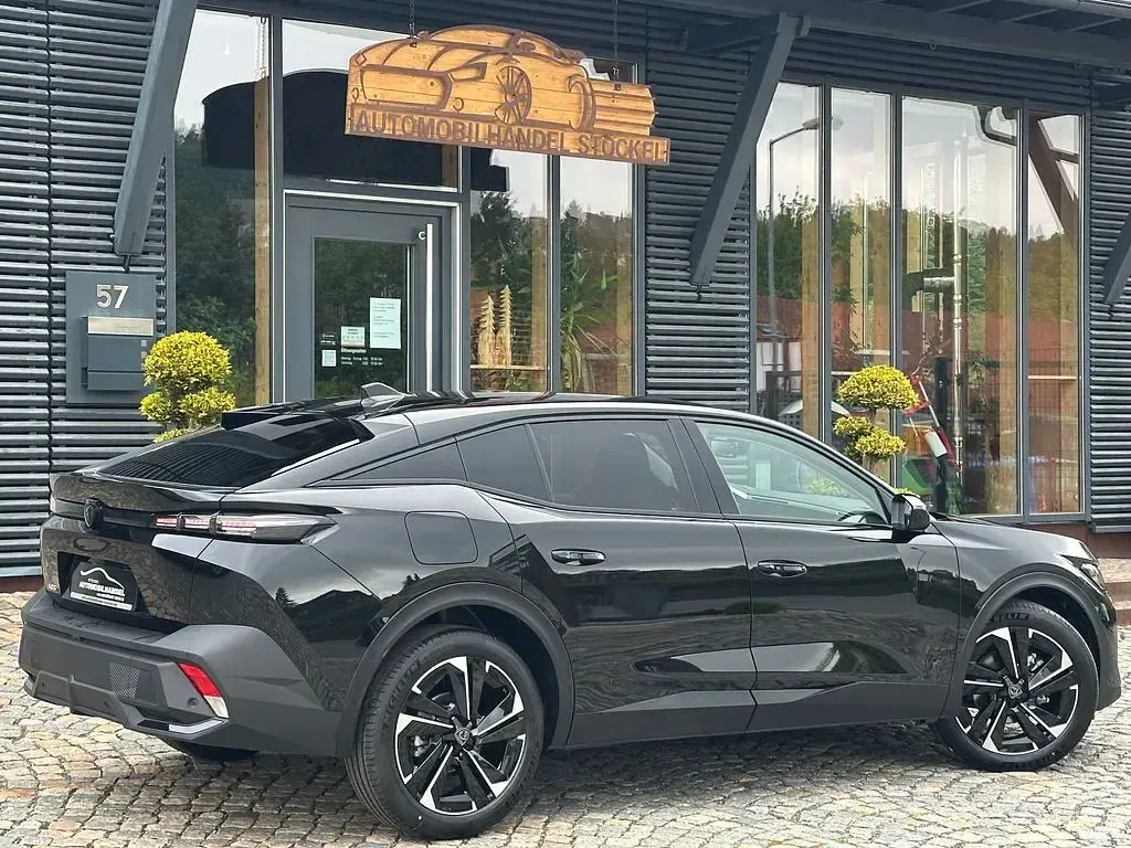 Neu Peugeot 408 Allure 145 PS (106 kW) 2026 Perla black SUV