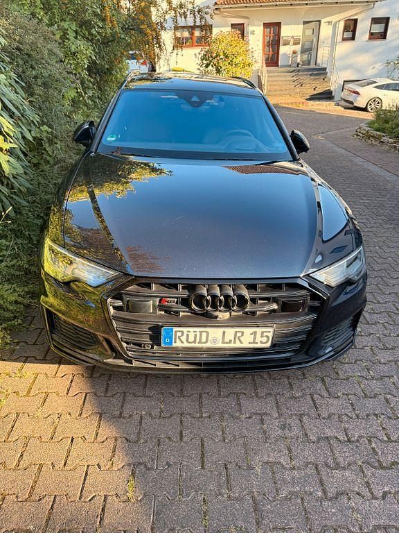 Blau Gebraucht 2023 Audi S6 Sport Kombi | 49.900 € (Guter Preis) - Bild 1/4
