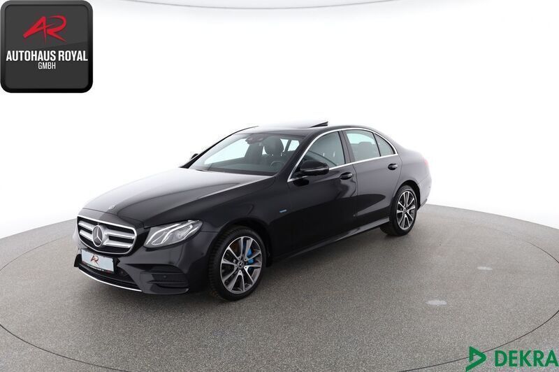 Schwarz Gebraucht 2017 Mercedes E350 AMG Limousine | 29.880 € (Superpreis) - Bild 1/4