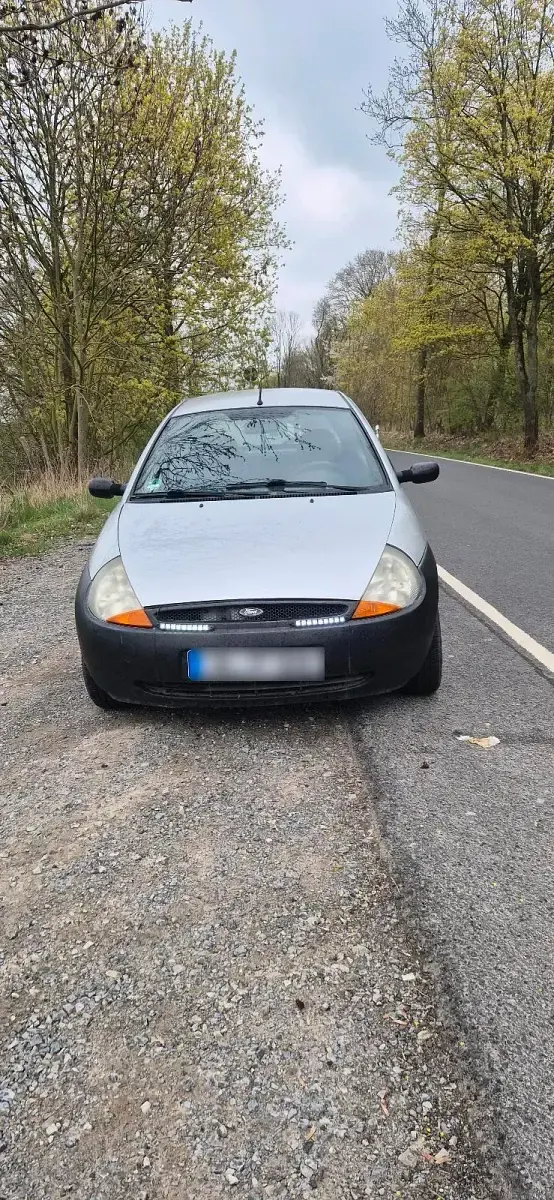 Gebraucht Ford Ka 70 PS (51 kW) 2004 Silber Kleinwagen