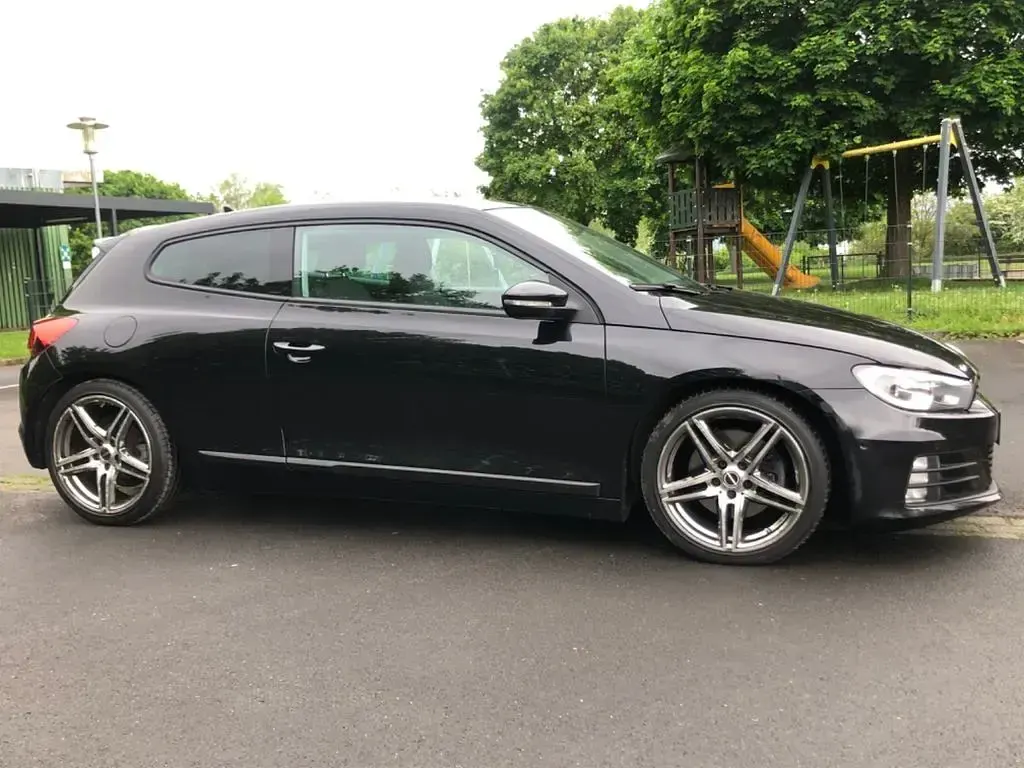 Gebraucht VW Scirocco 184 PS (135 kW) 2015 Schwarz Coupé