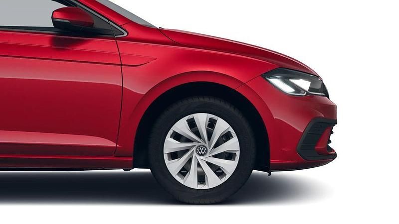 Gebraucht VW Polo Life 80 PS (58 kW) 2025 Kings red metallic (metallic) Kleinwagen