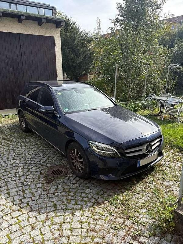 Gebraucht 2019 Mercedes C180 Kombi | 18.900 € (Fairer Preis) - Bild 1/4