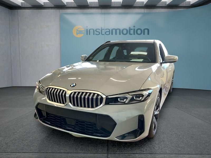 Grau Gebraucht 2024 BMW 330 Kombi | 42.549 € (Fairer Preis) - Bild 1/4
