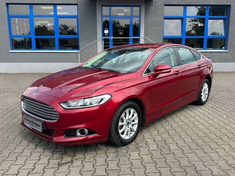Rot Gebraucht 2016 Ford Mondeo Titanium Limousine | 15.550 € (Fairer Preis) - Bild 1/4