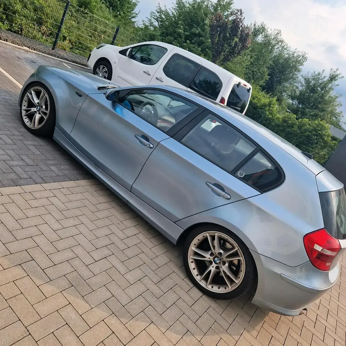Gebraucht BMW 118 143 PS (105 kW) 2008 Blau Kleinwagen
