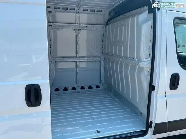 Weiss Neu 2025 Fiat Ducato Van | 33.700 € (Fairer Preis) - Bild 1/1