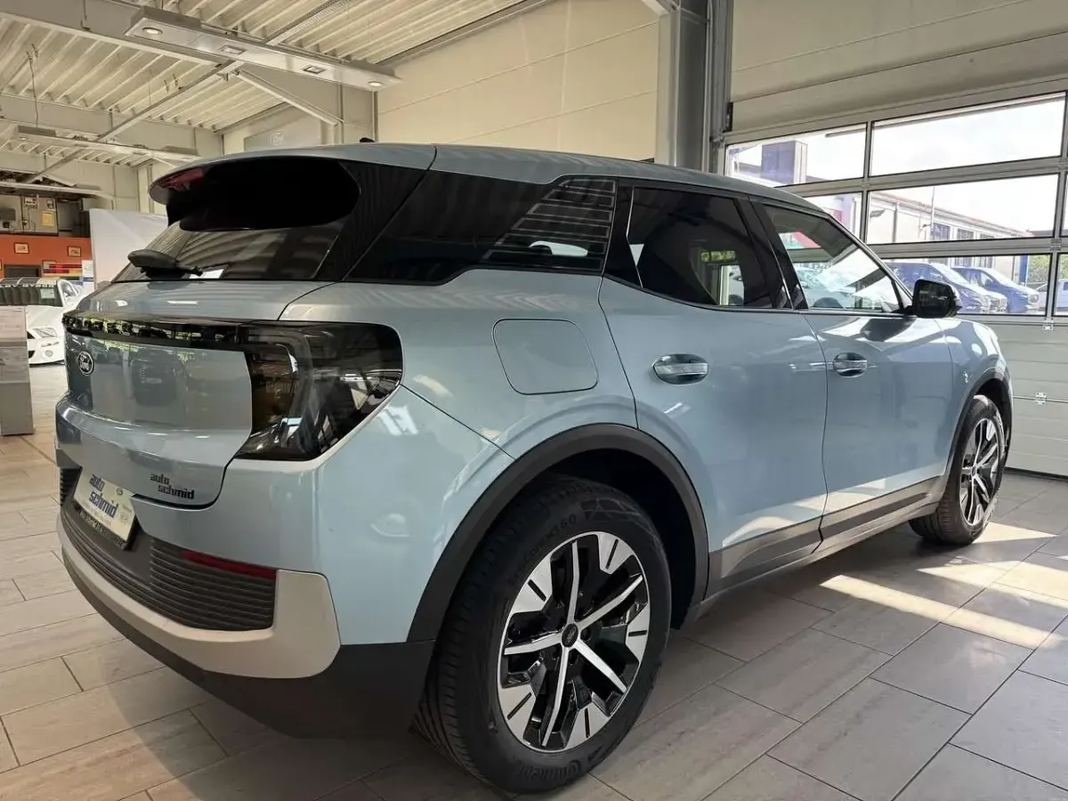 Gebraucht Ford Explorer 250 kW (340 PS) 2025 Arctic blue 3c SUV