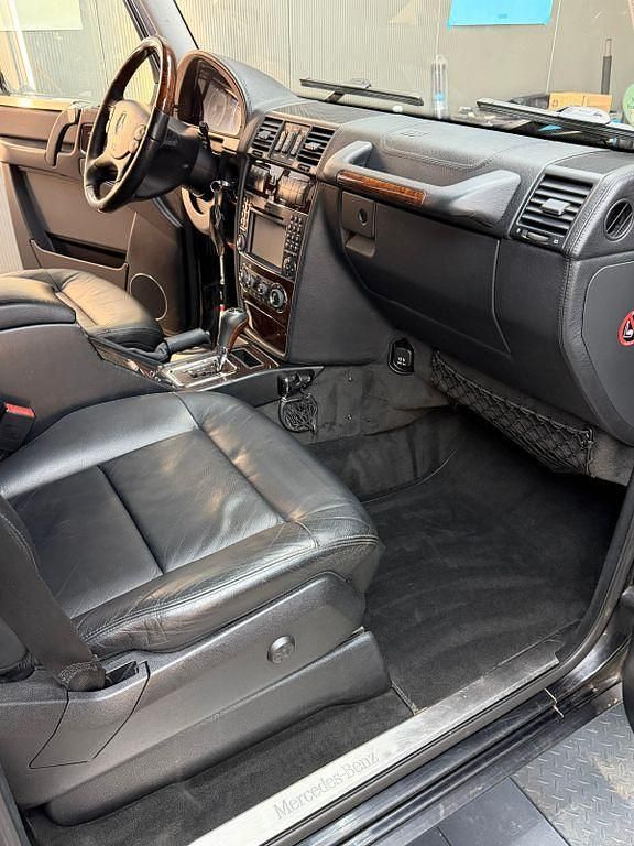 Gebraucht Mercedes G350 211 PS (155 kW) 2011 Schwarz SUV