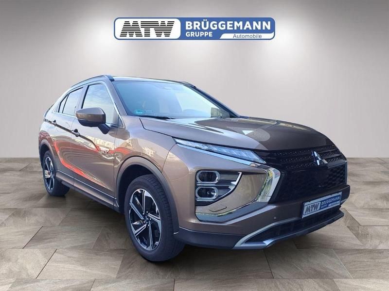 M) (braun Gebraucht 2022 Mitsubishi Eclipse Cross Edition SUV | 23.330 € (Fairer Preis) - Bild 1/4