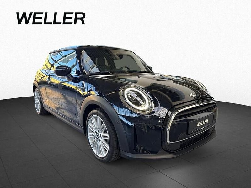 Gebraucht Mini Cooper 136 PS (100 kW) 2023 Enigmatic black (schwarz) Kleinwagen