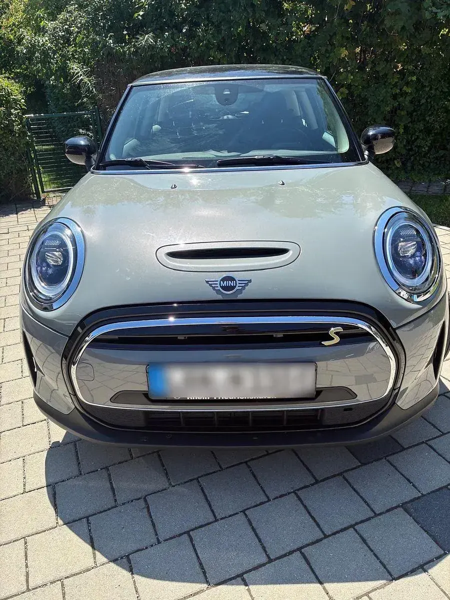 Gebraucht Mini Cooper SE Essential 135 kW (184 PS) 2022 Grau Kleinwagen
