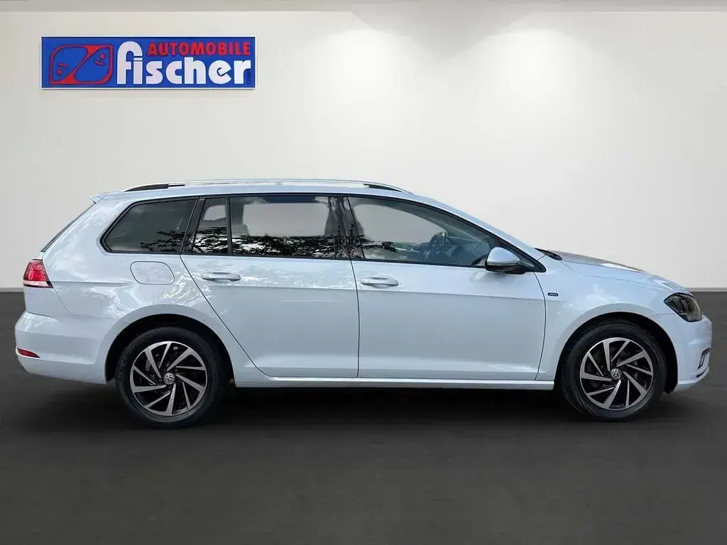 Second-hand VW Golf VII Join 116 CP (85 kW) 2018 Argintiu Break