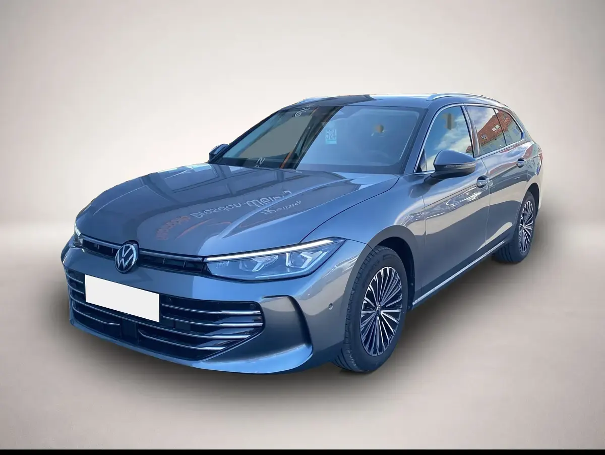 Gebraucht VW Passat Elegance 150 PS (110 kW) 2025 Kombi