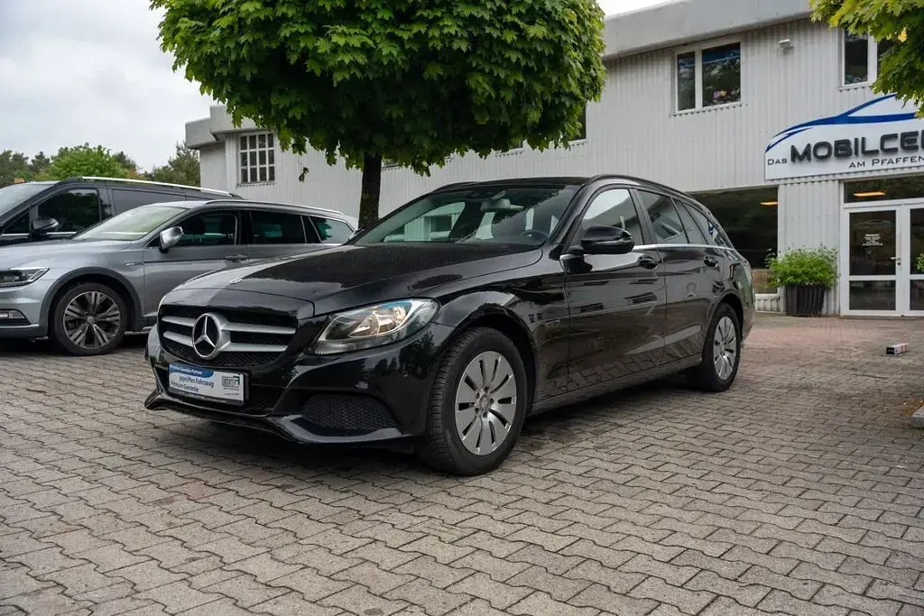 Gebraucht Mercedes C220 AMG line 170 PS (125 kW) 2017 Schwarz Kombi