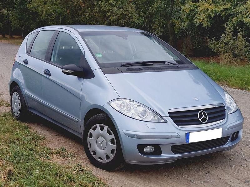 Blau Gebraucht 2006 Mercedes A170 Classic Van / Kleinbus | 5.600 € (Etwas zu teuer) - Bild 1/4