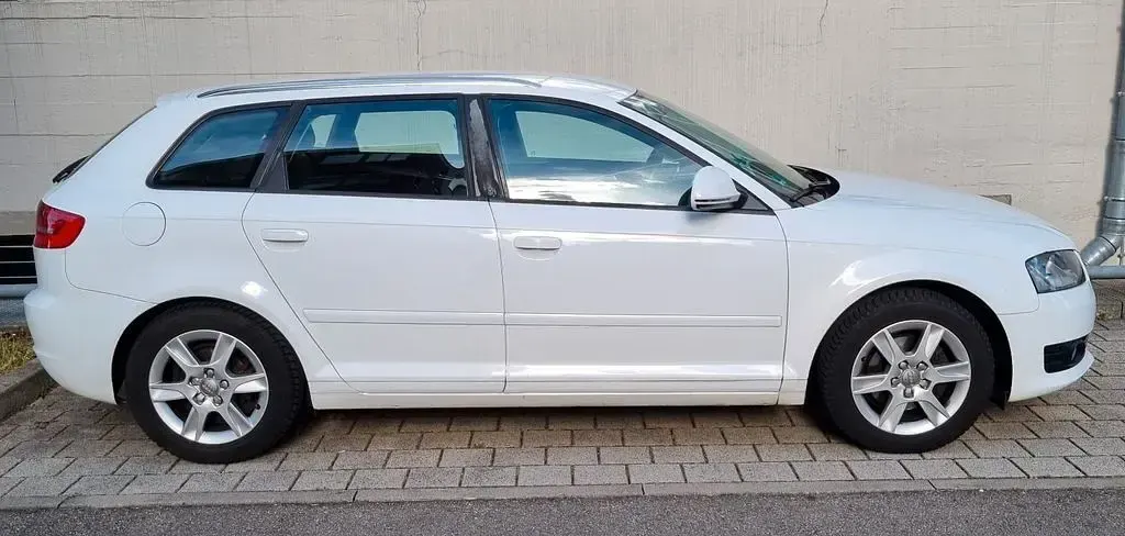 Gebraucht Audi A3 Ambition 125 PS (91 kW) 2009 Weiß Kleinwagen