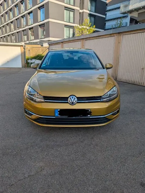 Brugt VW Golf VII Join 125 HK (91 kW) 2018 Guld Stationcar