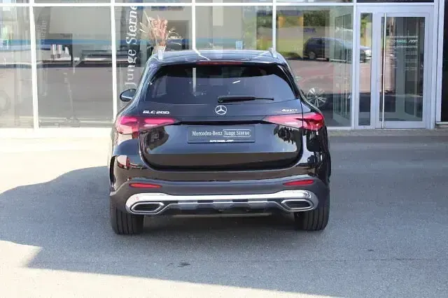 Gebraucht Mercedes GLC200 AMG 204 PS (150 kW) 2025 Schwarz SUV