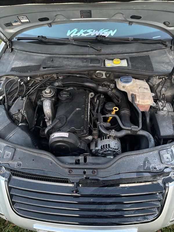 Gebraucht VW Passat 131 PS (96 kW) 2004 Silber Kombi