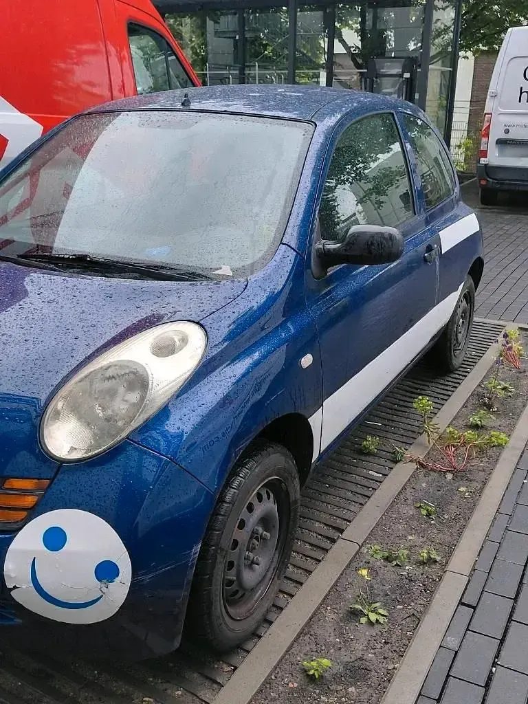 Usata Nissan Micra 65 CV (47 kW) 2005 Blu Utilitaria