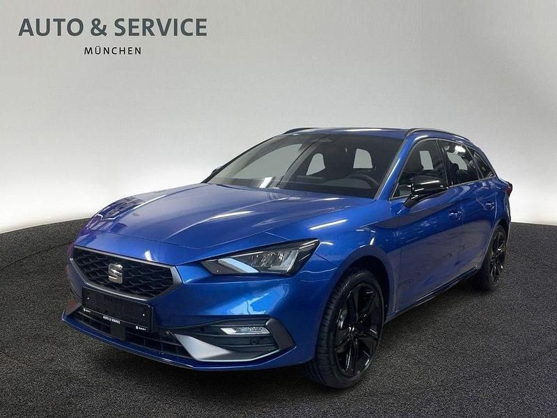 Blau Neu 2025 Seat Leon Black Edition Limousine | 29.950 € (Teuer) - Bild 1/3