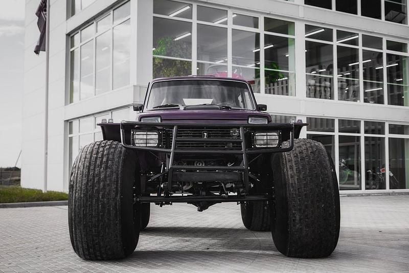 Second-hand Lada niva 80 CP (58 kW) 2002 Mov SUV