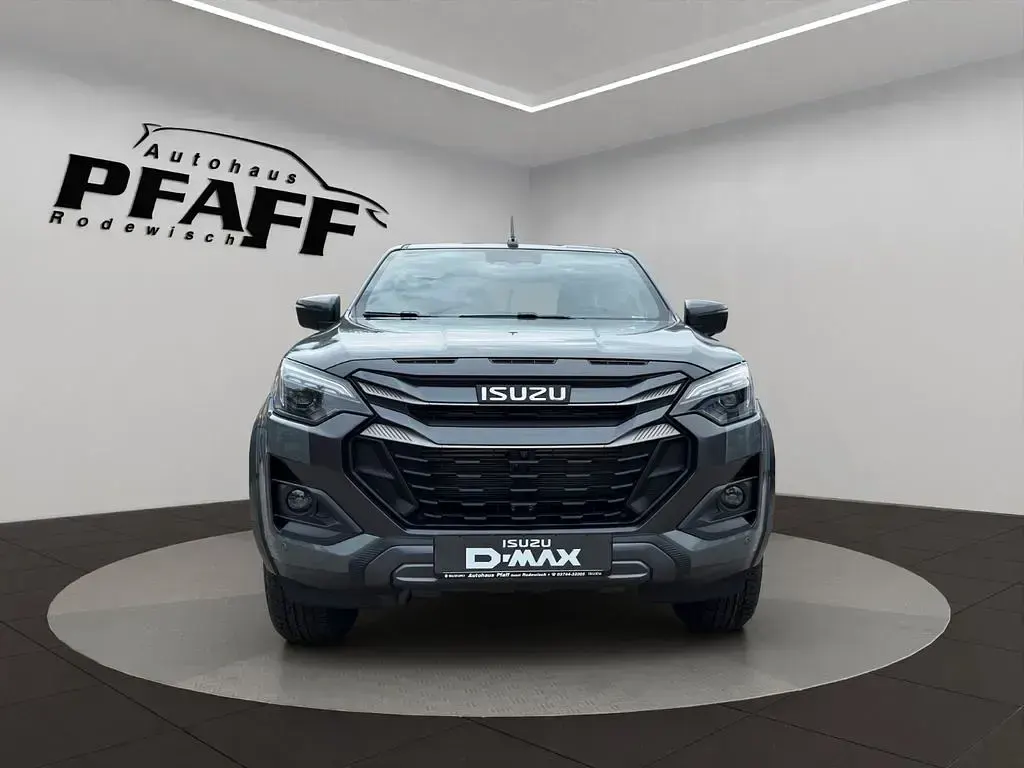 Neu Isuzu D-Max 163 PS (119 kW) 2026 Grün Pickup