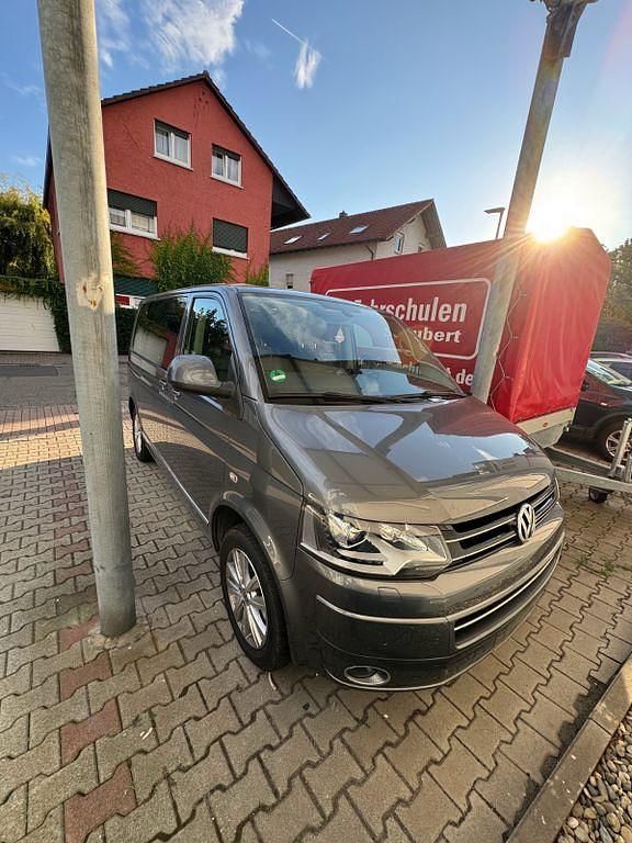 Gebraucht VW T5 179 PS (131 kW) 2014 Grau Van