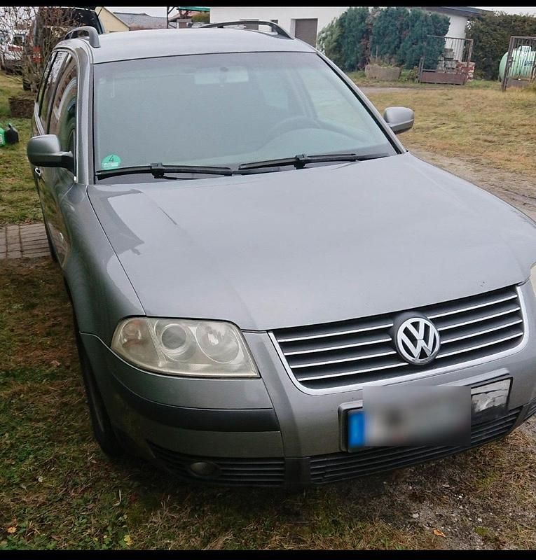 Gebraucht VW Passat 130 PS (95 kW) 2002 Grau Kombi