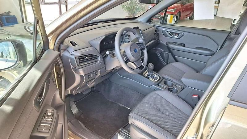 Nuevo Subaru Forester Active 136 CV (100 kW) 2026 Verde SUV