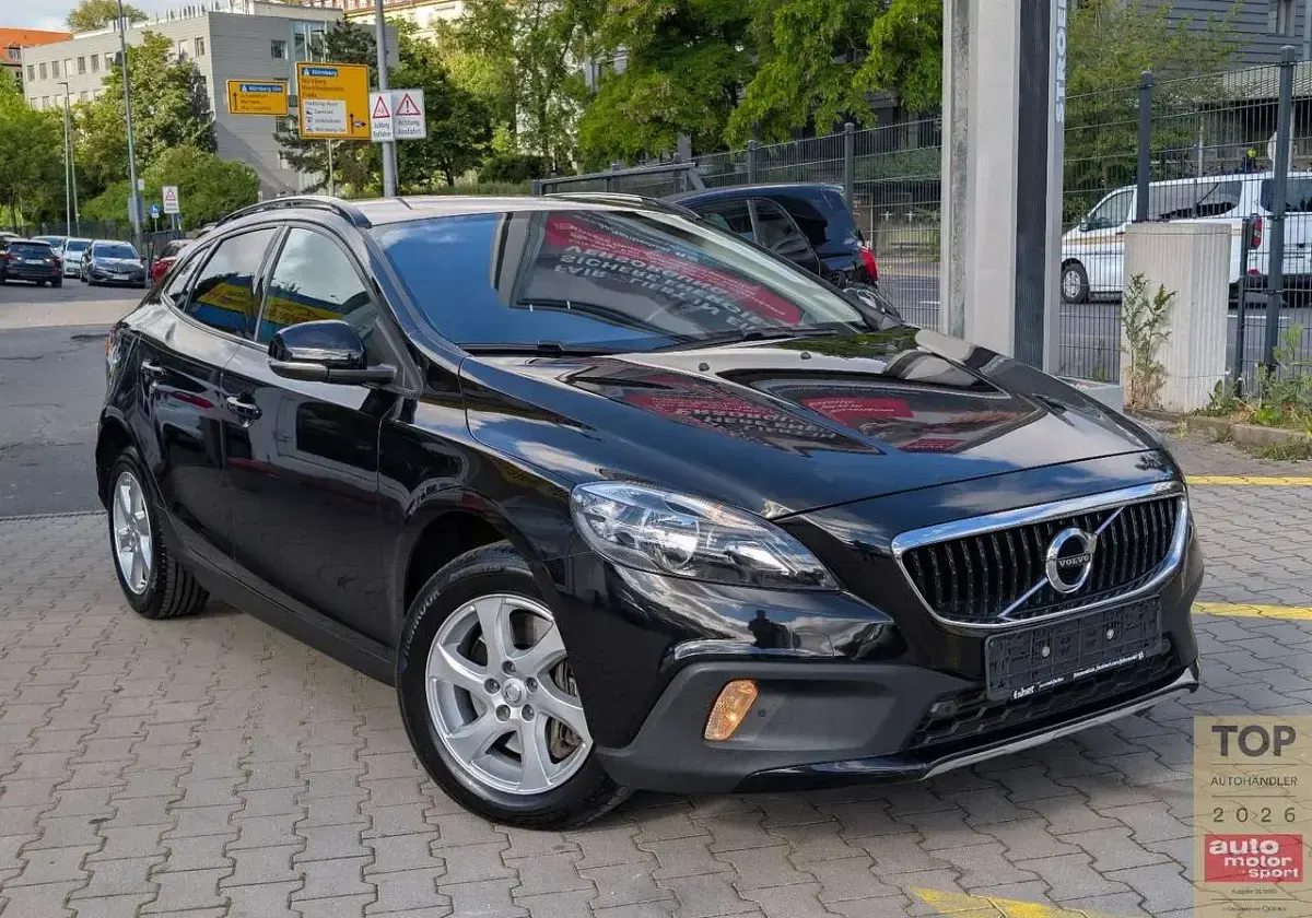 Gebraucht Volvo V40 CC 120 PS (88 kW) 2014 Schwarz Kombi