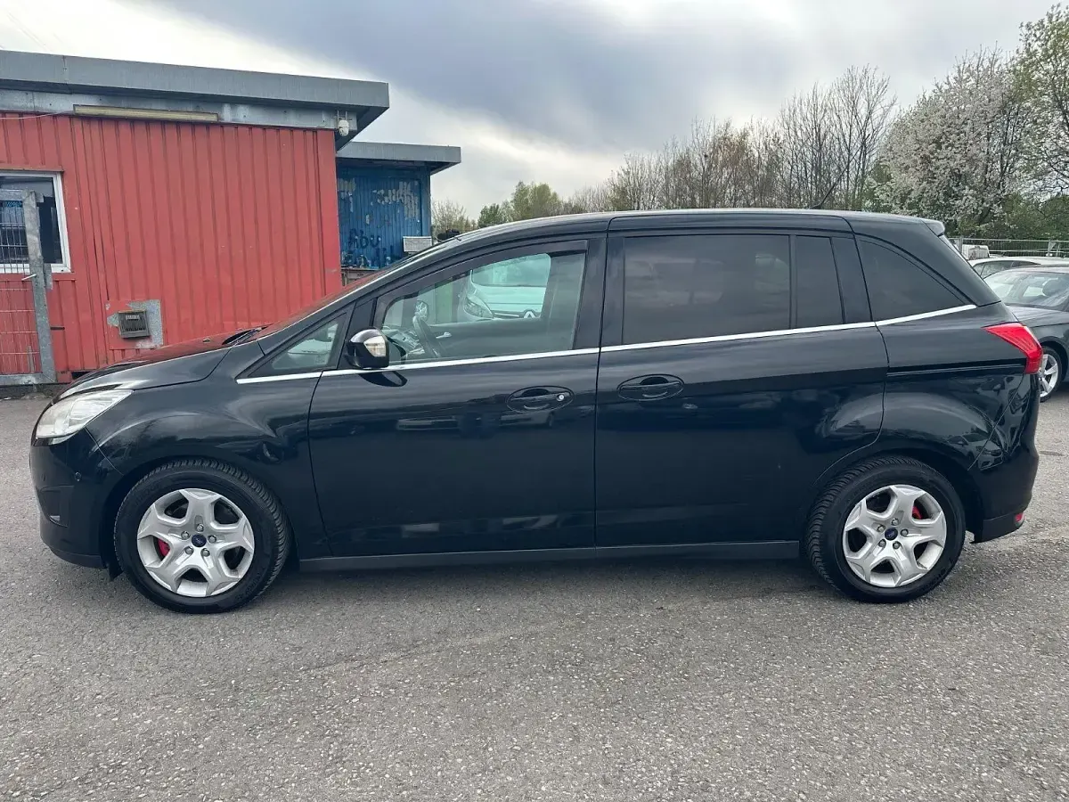 Gebraucht Ford C-MAX Titanium 140 PS (102 kW) 2012 Schwarz Van / Kleinbus