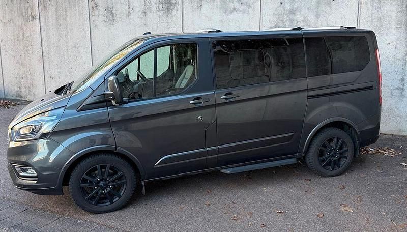 Gebraucht Ford Tourneo Titanium X 185 PS (136 kW) 2021 Schwarz Van / Kleinbus