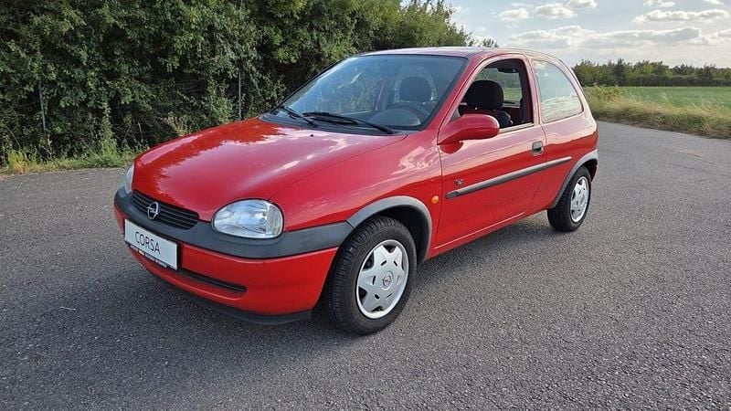 Gebraucht Opel Corsa 54 PS (39 kW) 2000 Rot Limousine