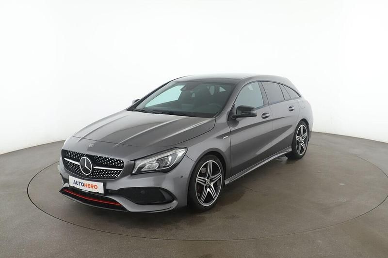 Grau Gebraucht 2018 Mercedes CLA250 Shooting Brake AMG line Kombi | 25.230 € (Fairer Preis) - Bild 1/3