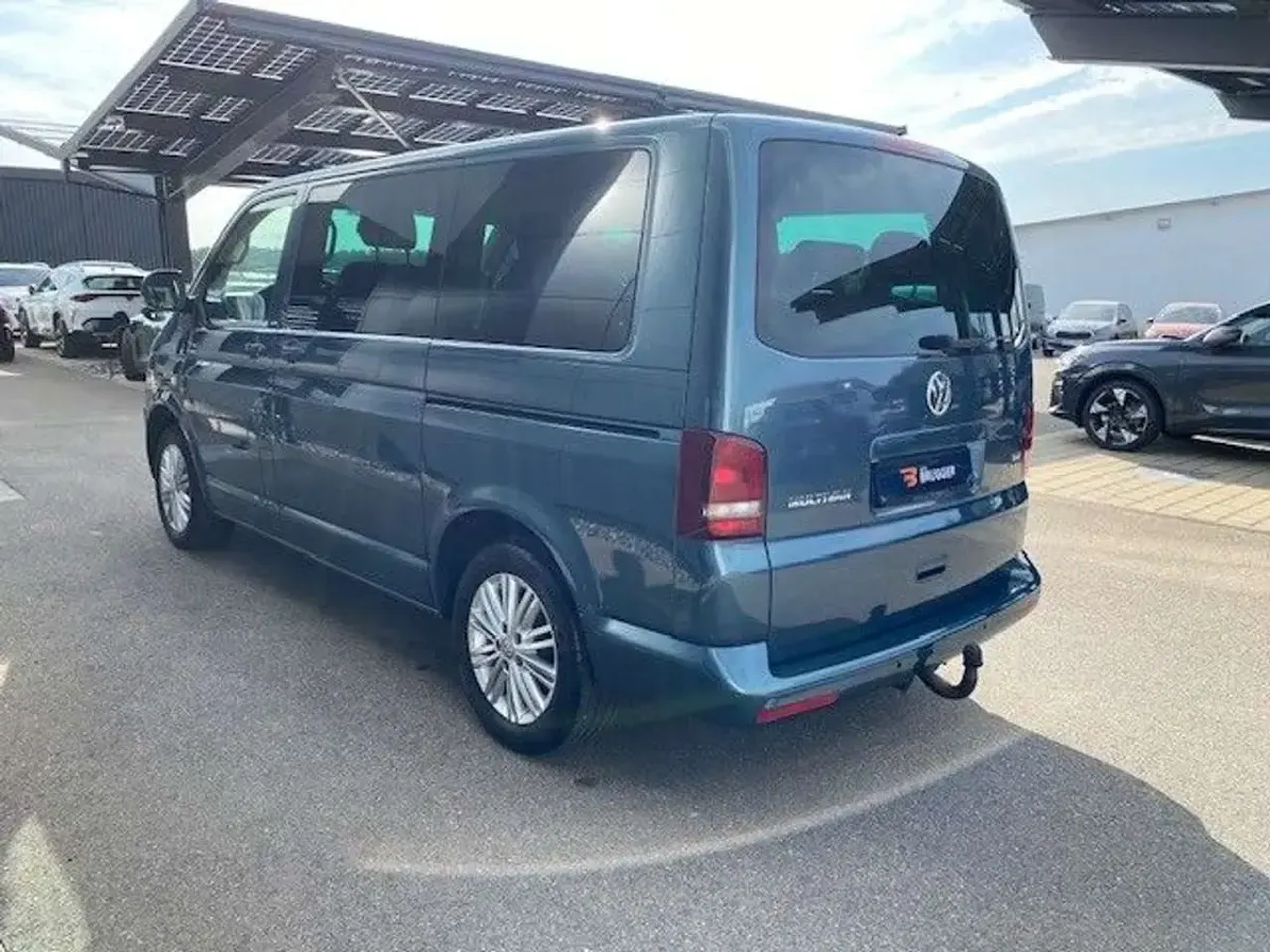Gebraucht VW Multivan Cup 179 PS (131 kW) 2014 Bambusgarden green metallic Van / Kleinbus
