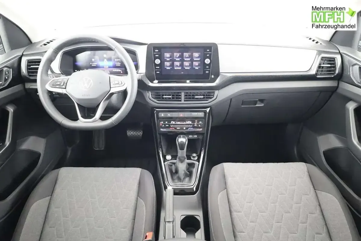Gebraucht VW T-Cross Life 116 PS (85 kW) 2025 Rauch grau metallic SUV