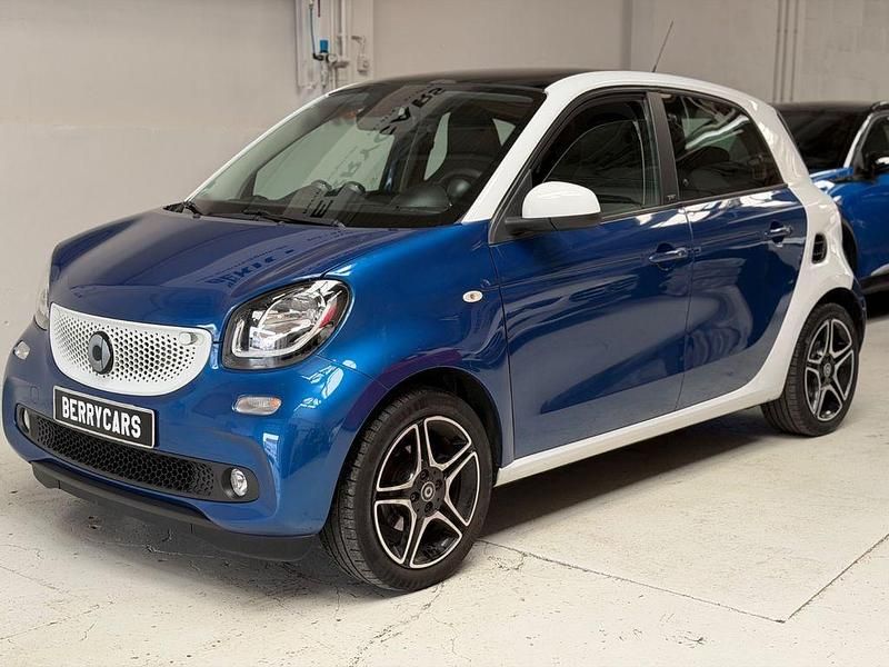 Second-hand Smart ForFour Prime 90 CP (66 kW) 2017 Albastru Hatchback