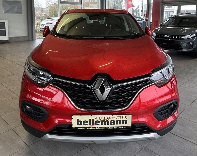 Gebraucht Renault Kadjar LIMITED 140 PS (102 kW) 2020 Rot SUV