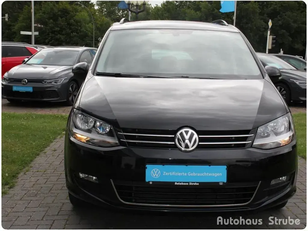 Gebraucht VW Sharan Comfortline 150 PS (110 kW) 2018 Schwarz Van / Kleinbus