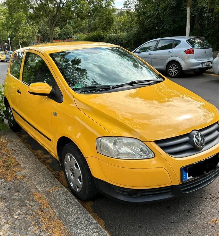 Gelb Gebraucht 2005 VW Fox Kleinwagen | 1.990 € (Fairer Preis) - Bild 1/4
