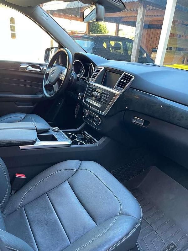 Gebraucht Mercedes ML350 258 PS (189 kW) 2014 Schwarz SUV