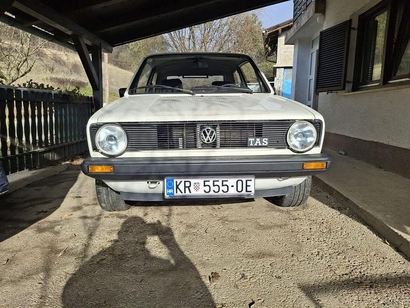 Weiß Gebraucht 1982 VW Golf I Kleinwagen | 4.850 € - Bild 1/4