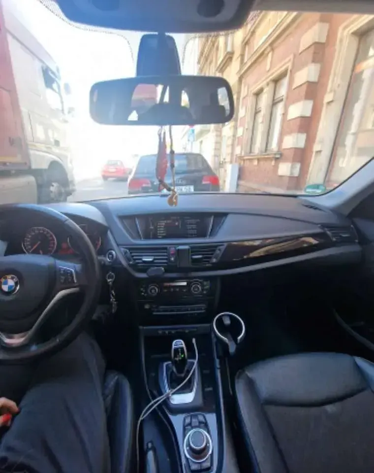 Gebraucht BMW X1 184 PS (135 kW) 2012 Schwarz SUV
